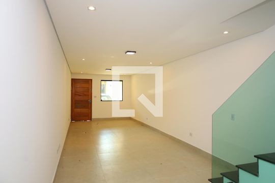 Sala de casa à venda com 3 quartos, 135m² em Cidade Líder, São Paulo