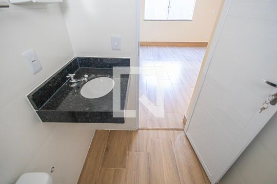 lavabo de casa de condomínio para alugar com 3 quartos, 70m² em Pindorama, Belo Horizonte