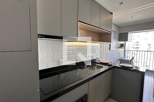 Kitnet/Studio para alugar com 1 quarto, 25m² em Santo Amaro, São Paulo