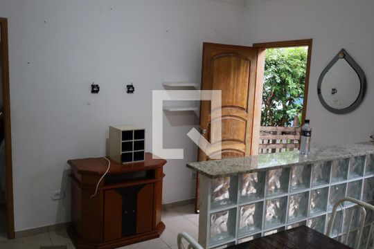 Casa para alugar com 1 quarto, 50m² em Vila do Castelo, São Paulo