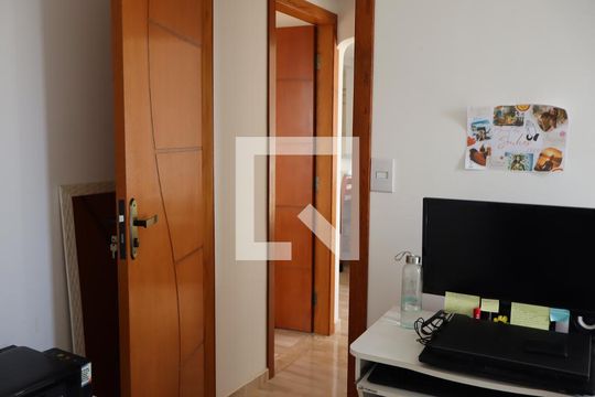 Apartamento à venda com 2 quartos, 50m² em Vila Ivone, São Paulo