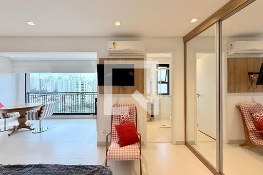 Quarto  de kitnet/studio à venda com 1 quarto, 38m² em Campo Belo, São Paulo