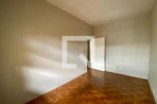 Quarto 1 de casa para alugar com 3 quartos, 183m² em Vila Rosalia, Guarulhos