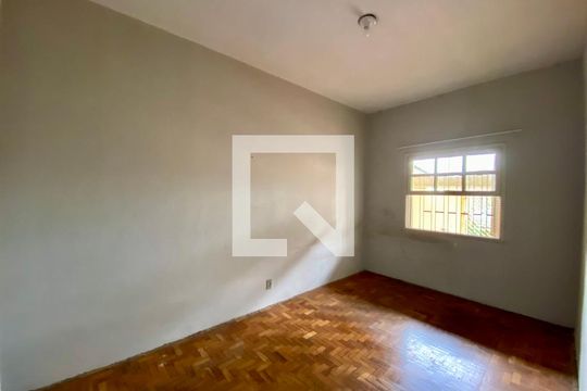 Quarto 1 de casa para alugar com 3 quartos, 183m² em Vila Rosalia, Guarulhos