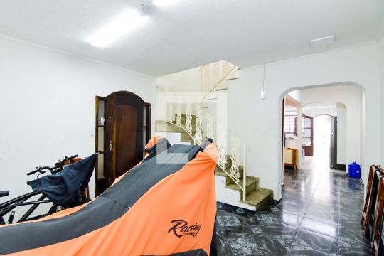 Sala de casa à venda com 3 quartos, 200m² em Vila Galvão, Guarulhos