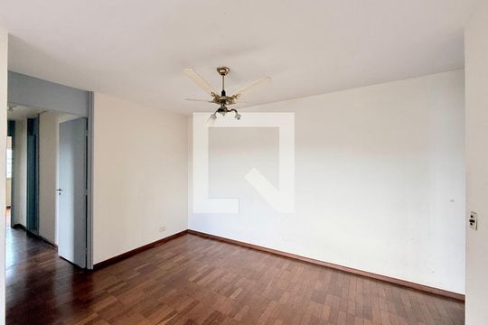 Sala de apartamento para alugar com 3 quartos, 93m² em Itaim Bibi, São Paulo