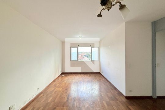 Sala de apartamento para alugar com 3 quartos, 93m² em Itaim Bibi, São Paulo