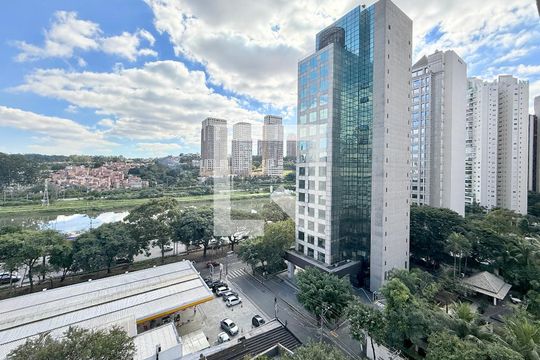 Vista  de apartamento para alugar com 3 quartos, 93m² em Itaim Bibi, São Paulo
