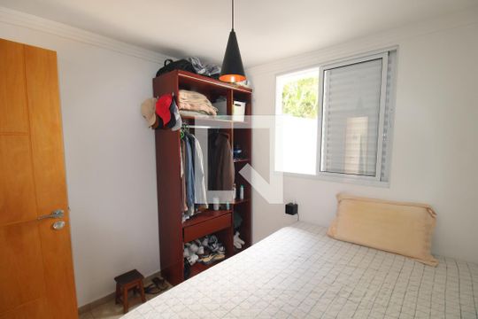 Quarto 2 de casa para alugar com 2 quartos, 145m² em Vila Nova Cachoeirinha, São Paulo