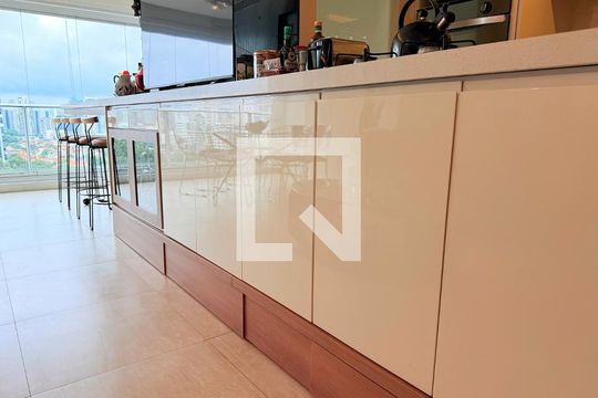 Apartamento à venda com 2 quartos, 93m² em Itaim Bibi, São Paulo