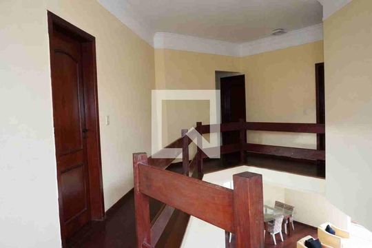 Piso Superior de casa de condomínio à venda com 2 quartos, 395m² em Residencial Nove (alphaville), Santana de Parnaíba