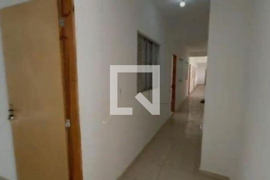 Apartamento para alugar com 1 quarto, 50m² em Vila Ayrosa, São Paulo