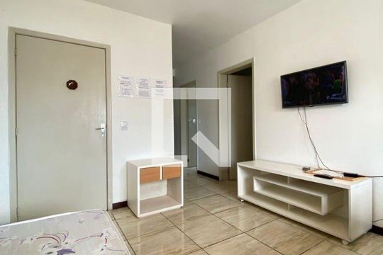 Sala de apartamento para alugar com 3 quartos, 73m² em Lorenzi, Cachoeirinha