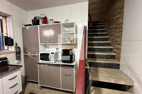Casa à venda com 1 quarto, 250m² em Jardim Casablanca, São Paulo