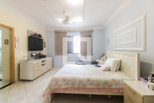 Suíte 1 de casa à venda com 5 quartos, 269m² em Vila Gomes Cardim, São Paulo