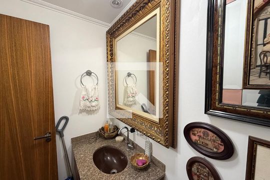 Banheiro de apartamento para alugar com 4 quartos, 178m² em Campo Belo, São Paulo