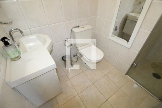 Banheiro de apartamento para alugar com 3 quartos, 80m² em Vila Ema, São José dos Campos