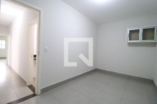 Quarto 1 de casa para alugar com 3 quartos, 120m² em Tabajaras, Uberlândia
