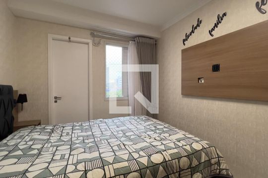 Suíte de apartamento à venda com 2 quartos, 85m² em Jardim Santa Edwirges, Guarulhos