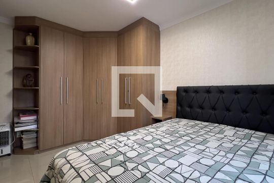Suíte de apartamento à venda com 2 quartos, 85m² em Jardim Santa Edwirges, Guarulhos