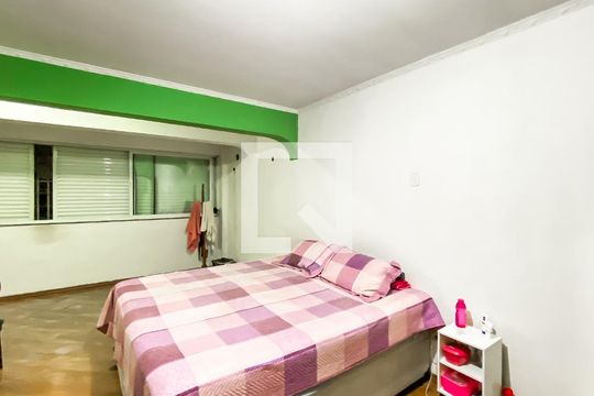 Suite  de casa à venda com 4 quartos, 490m² em Vila Granada, São Paulo