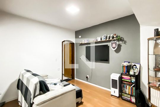 Corredor  de casa à venda com 4 quartos, 490m² em Vila Granada, São Paulo