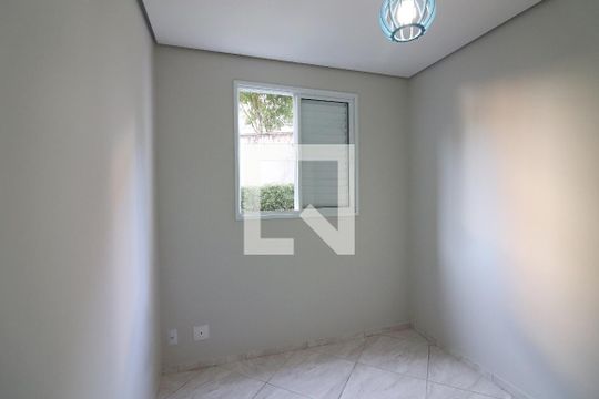 Quarto 1 de apartamento à venda com 3 quartos, 61m² em Jardim Santo André, Santo André