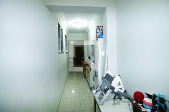 Sala - Corredor de apartamento à venda com 2 quartos, 72m² em Olaria, Rio de Janeiro