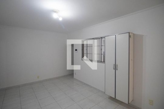 Sala / Cozinha de casa para alugar com 1 quarto, 50m² em Horto Florestal, São Paulo