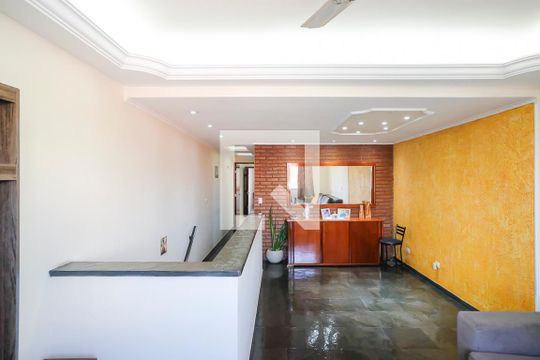 Sala de casa à venda com 3 quartos, 188m² em Nova Gerti, São Caetano do Sul