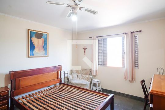 Quarto 1 de casa à venda com 3 quartos, 188m² em Nova Gerti, São Caetano do Sul