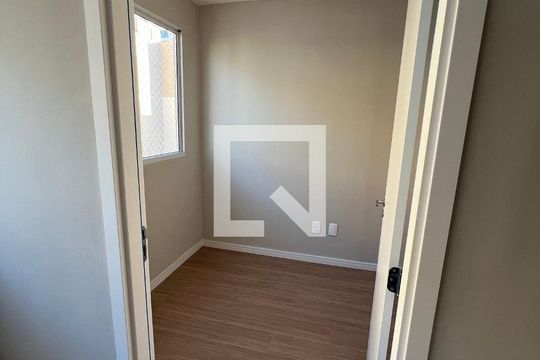 Quarto de apartamento para alugar com 2 quartos, 32m² em Jardim Caravelas, São Paulo