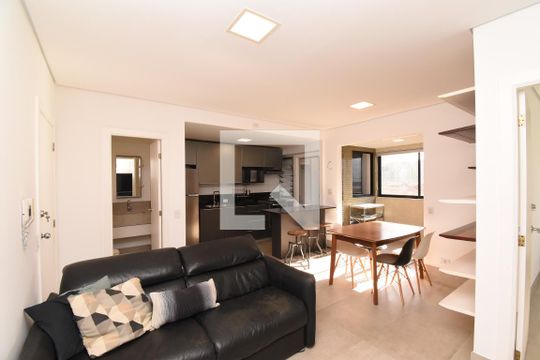 Sala de apartamento à venda com 1 quarto, 61m² em Batel, Curitiba