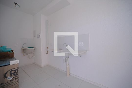 Cozinha e Área de Serviço de apartamento para alugar com 2 quartos, 33m² em Vila Silvia, São Paulo