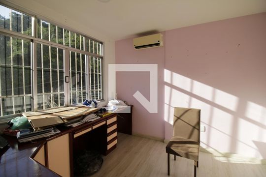 Quarto 1 de casa para alugar com 7 quartos, 381m² em Freguesia (jacarepaguá), Rio de Janeiro
