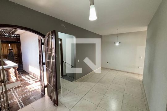 Sala de casa à venda com 2 quartos, 90m² em Jardim Ponte Rasa, São Paulo