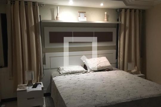 Casa de Condomínio para alugar com 5 quartos, 500m² em Stella Maris, Salvador