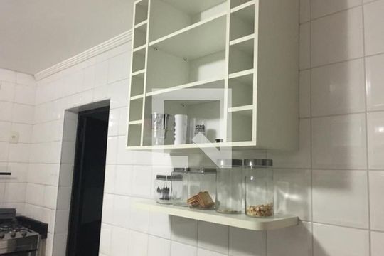 Casa de Condomínio para alugar com 5 quartos, 500m² em Stella Maris, Salvador