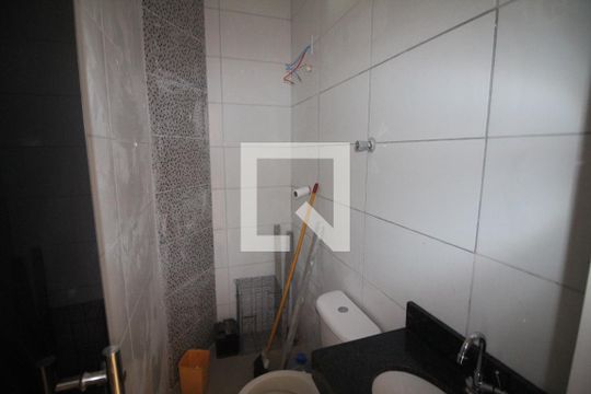 Banheiro de kitnet/studio à venda com 1 quarto, 28m² em Eldorado, Contagem