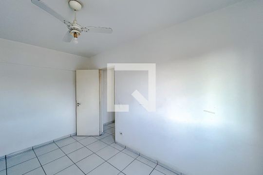 Quarto de apartamento para alugar com 1 quarto, 42m² em Vila Carrão, São Paulo