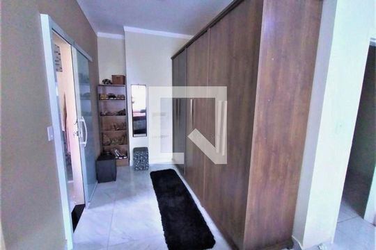 Quarto de casa para alugar com 3 quartos, 272m² em Jardim Chapadão, Campinas