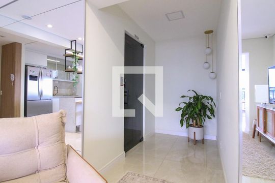 Sala/Cozinha de apartamento para alugar com 3 quartos, 122m² em Vila Independencia, São Paulo