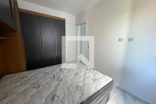 Quarto de apartamento para alugar com 1 quarto, 30m² em Parque Peruche, São Paulo