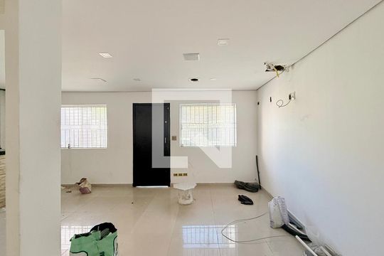 Sala de casa para alugar com 4 quartos, 173m² em Jardim das Acacias, São Paulo