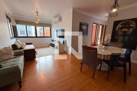 Sala de apartamento à venda com 2 quartos, 72m² em Moinhos de Vento, Porto Alegre