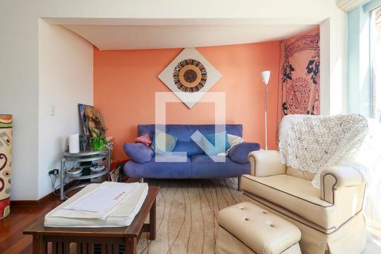 Sala de apartamento à venda com 2 quartos, 65m² em Santo Amaro, São Paulo
