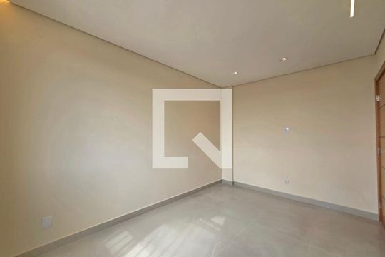 Quarto 1 de apartamento para alugar com 2 quartos, 58m² em Padre Eustáquio, Belo Horizonte