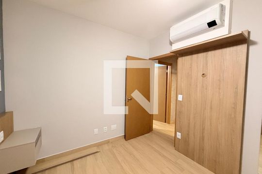 Quarto 1 de apartamento à venda com 2 quartos, 55m² em Jardim do Lago, Jundiaí