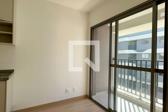 Sala de kitnet/studio para alugar com 1 quarto, 25m² em Pinheiros, São Paulo