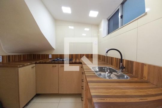 Apartamento à venda com 2 quartos, 45m² em Gávea, Rio de Janeiro